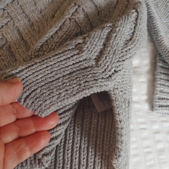 NWT GRAY CHAPS WOMEN'S CABLE KNIT SWEATER WITH SPARKLE - Picture 7 of 11
